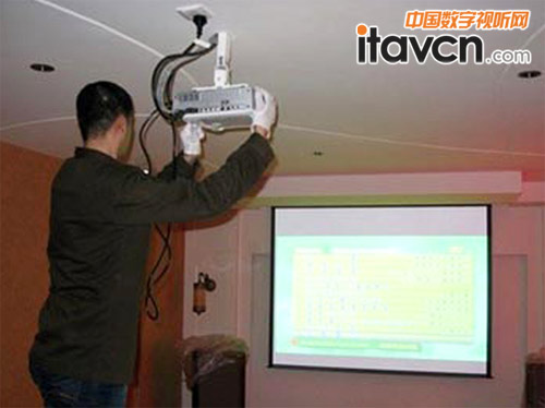 从用户体验看新品神画Y1的触控笔设计_投影机-中国数字视听网